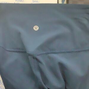 Lulu Leggings Size 6